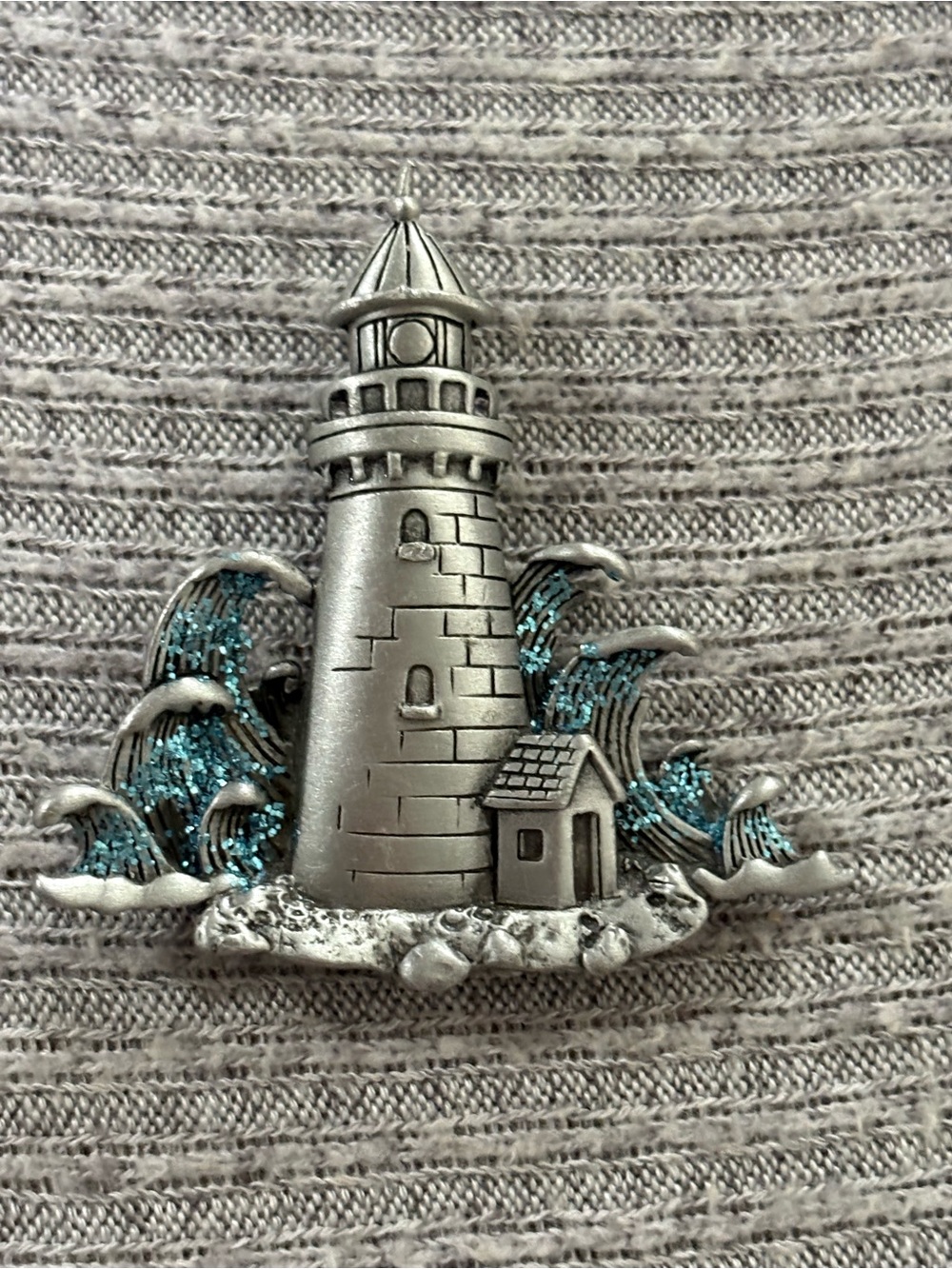 Vintage JJ signed silver tone lighthouse brooch w blue sparkly waves &small home